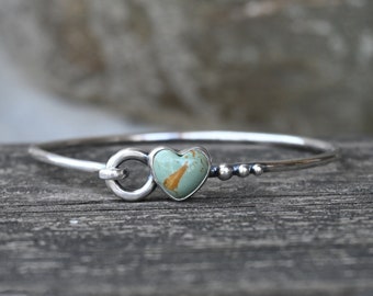 Green Kingman turquoise heart bangle bracelet / sterling silver bangle bracelet / gift for her / jewelry sale / American mined turquoise