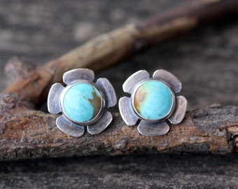 Blue Kingman turquoise stud earrings / sterling silver turquoise flower earrings / gift for her / jewelry sale / blue stone / boho earrings