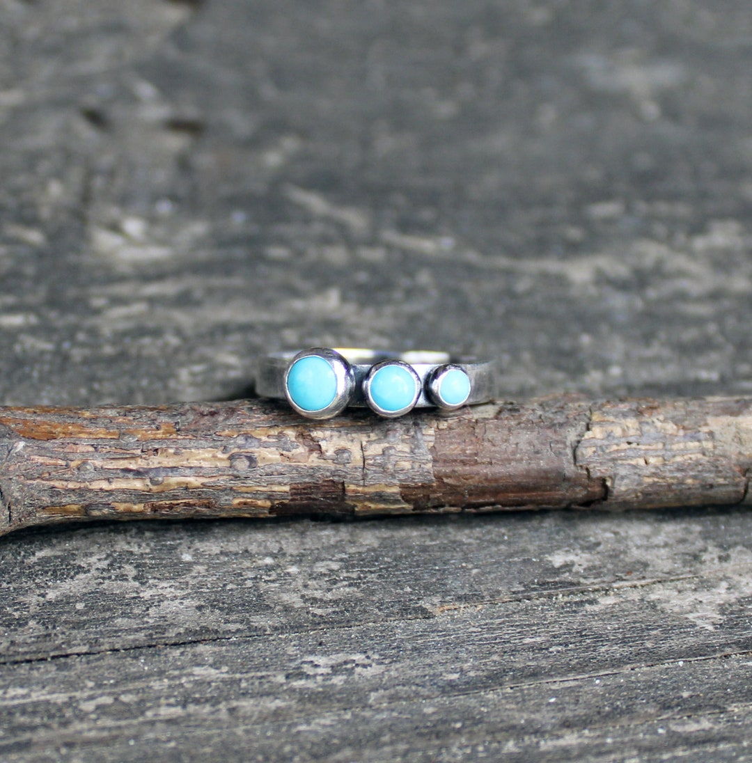 Three Stone Kingman Turquoise Sterling Silver Ring - Etsy