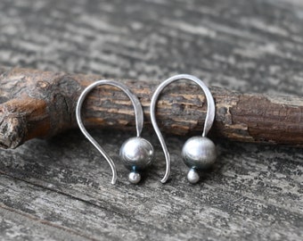 Tiny Navajo pearl earrings / sterling silver bead earrings / gift for her / sterling silver dangles  / short dangle earrings / jewelry sale