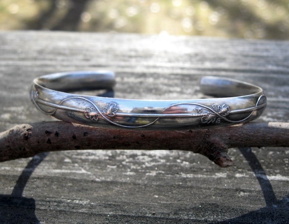 Small silver cuff bracelet best sale