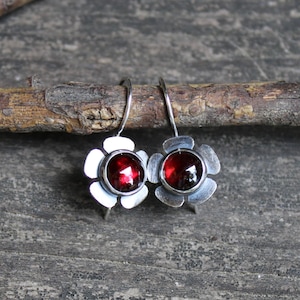 Plum Garnet Sterling Silver Flower Dangle Earrings