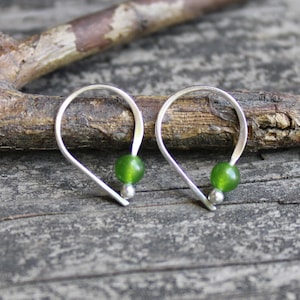 Green Taiwan jade sterling silver open hoop earrings / gift for her / tiny dangle earrings / silver dangle earrings / jewelry sale