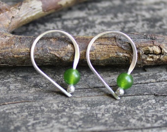 Green Taiwan jade sterling silver open hoop earrings / gift for her / tiny dangle earrings / silver dangle earrings / jewelry sale