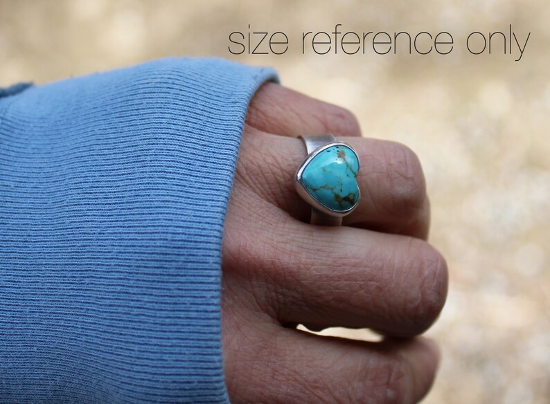 Green blue Kingman turquoise heart sterling silver ring / YOUR SIZE / gift for her / jewelry sale / rustic turquoise ring / wide band ring image 7