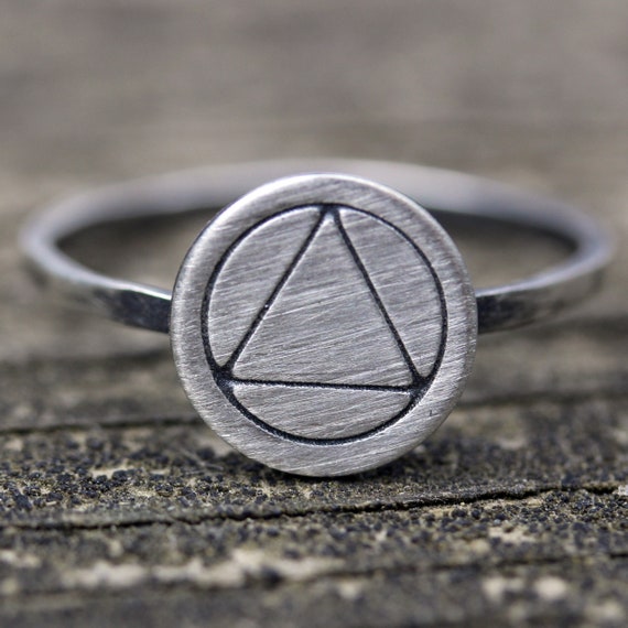 BRONZE MEDALLION ALCOHOLICS ANONYMOUS TRIANGLE SYMBOL