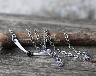 Sierlijke zwarte onyx sterlingzilveren staafketting