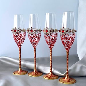Gold Quinceanera Champagne Glasses Mis 15 Quinceanera Cake Serving and Knife Set Red Quinceanera Champagne Glasses Quinceanera Gift Idea
