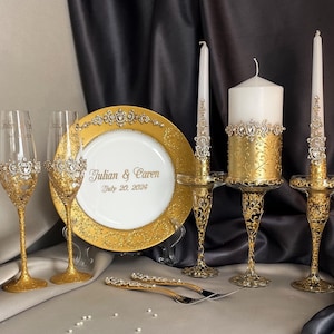 Gold Wedding Set Champagne Flutes Cake Cutting Set Personalized Wedding Toasting Glasses Gift Bride and Groom Gold Wedding Anniversary Gift