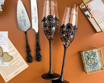 Gothic Wedding Glasses & Cake Set: Personalized Black Toasting Flutes, Halloween Decor