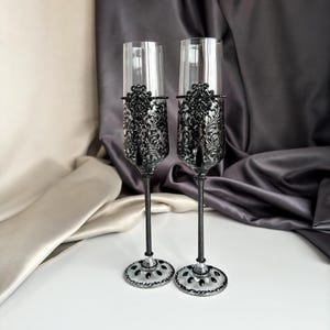Black Champagne Glasses Black Gothic Toasting Flutes  Black Halloween Toast Goblets Black Handpainted Champagne Glasses Bride Groom Flutes