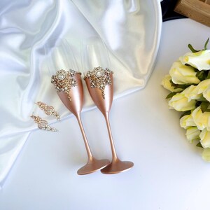 Rose-Gold-Celebration Set: Sektflöten, Tortenmesser, Dekokerzen