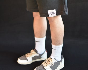 Klassische schwarze Vintage-Shorts