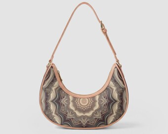 1402. Elegant Crescent Underarm Bag