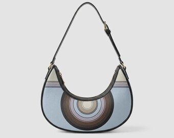 1402. Elegant Crescent Underarm Bag