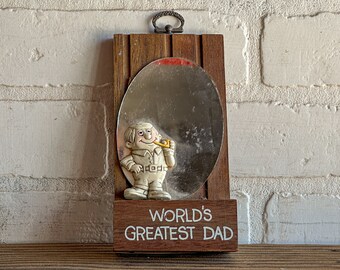 Vintage Wooden World's Greatest Dad Mirror Wall Art Gag Gift