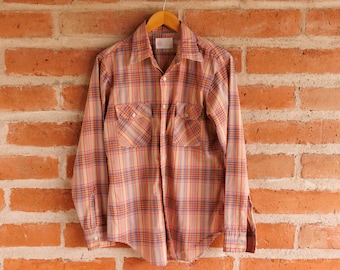 Vintage Sears Kings Road Western Red Pink Blue Plaid Button Up Shirt - Size Medium 15 15 1/2