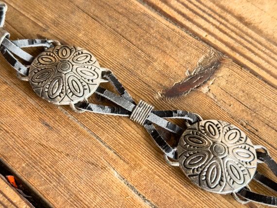 Vintage Southwestern Leather Silver Concho Style … - image 5