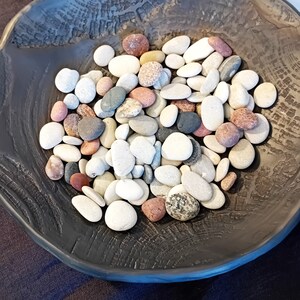 Generico 155-160 Pezzi - 1 Kg Ciottoli Di Vetro Pietre Decorative Perline Pepite Gemme Tessere Mosaico Per Vasi Ciotole Da Giardino Artigianali Acquario (AMBRA, 1 KG