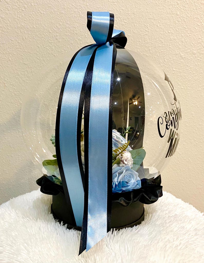 Personalized Graduation Balloon Gift: Handmade Floral Arrangement - Etsy