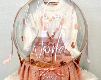 Personalized Baby Gift – Welcome to the World Handmade Bubble Balloon with Knitted Outfit and Blanket, Baby Shower Gift/Decor