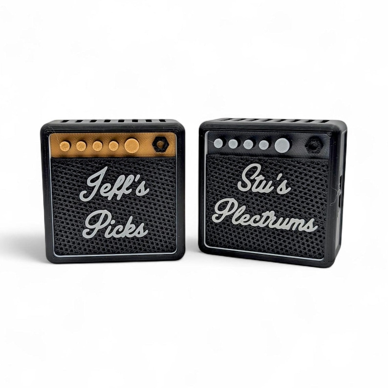 Personalized Pick Holder, Plectrum Display, Guitar Pick Holder Mini Amp • Cute Gift For Musicians with 8 Slots immagine 10