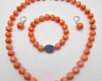 Salmon pink coral jewelry set - necklace and bracelet