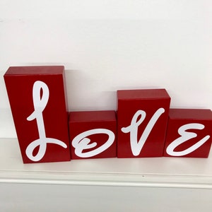 Love sign wood block letters Valentine wedding home decor L-O-V-E afbeelding 3