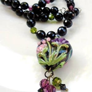 Artisan Lampwork Floral Heart Pendant Necklace Onyx Swarovski Pearl Necklace image 4