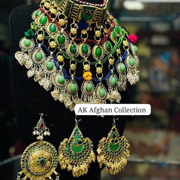 Traditional afghan green colour jewellary set headpiece ,earing,and neckles for bridal