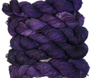 Single Ply SW Merino Fingering Weight Yarn, Purple, Hand Dyed Yarn, Tonal Yarn, Light Fingering Weight Yarn, Free Shipping