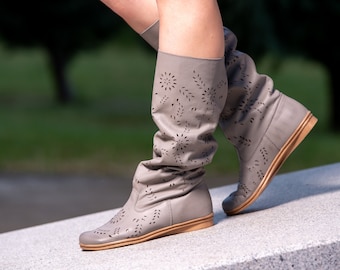Handcrafted Perforated Leather Summer Boots: Urban Gladiator Style