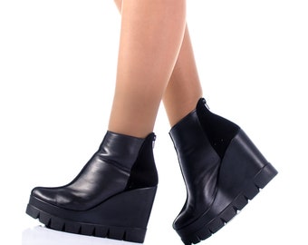 Black Leather Platform Wedge Ankle Boots: Winter Grunge Shoes