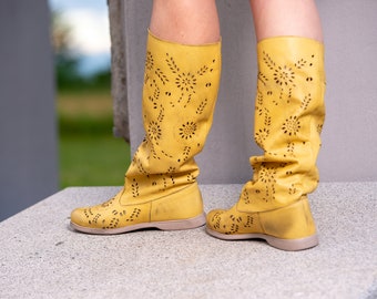 Perforated Leather Summer Boots: Handcrafted Yellow Gladiator
