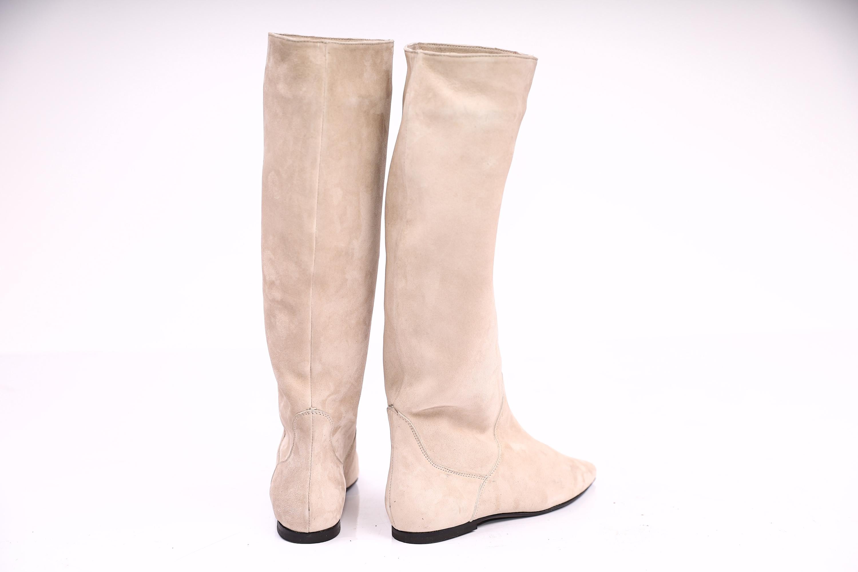 Recyphi unisex beige suede leather high boots velcro lace up antislip 9.5 New… Beige Suede Knee High Boots, Italian Leather, Flat Sole - Etsy main image 3