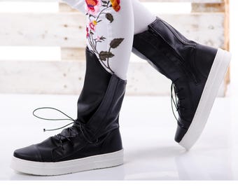 Handmade Black Leather Knee-High Gladiator Boots: Perforated Lace-Up Sandals
