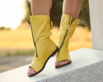 Yellow Leather Gladiator Sandals: Handcrafted Summer Boots