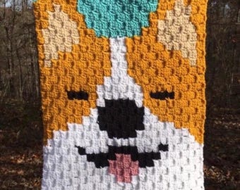 Handmade Happy Corgi Crochet Blanket Panel – Luxury C2C Pixel Art Dog Lover Throw, Fully Reversible Double-Sided Nursery Wall Hanging