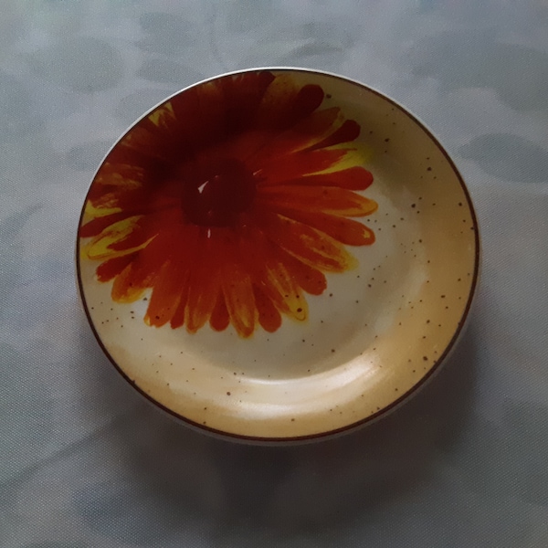 Vintage American Atelier 7” Stoneware Sunflower Salad/Dessert Plate Replacement #5608