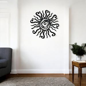 Arte de pared de metal con forma de sol extravagante, decoración única con forma de sol, colgante de pared de metal rústico, arte para patio al aire libre, decoración bohemia para el hogar, regalo de aniversario, regalo para amantes del sol