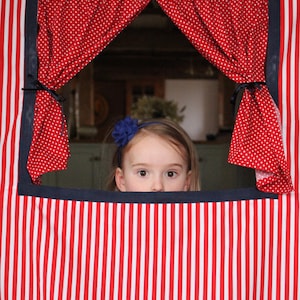 Doorway Puppet Theatre pdf pattern image 3