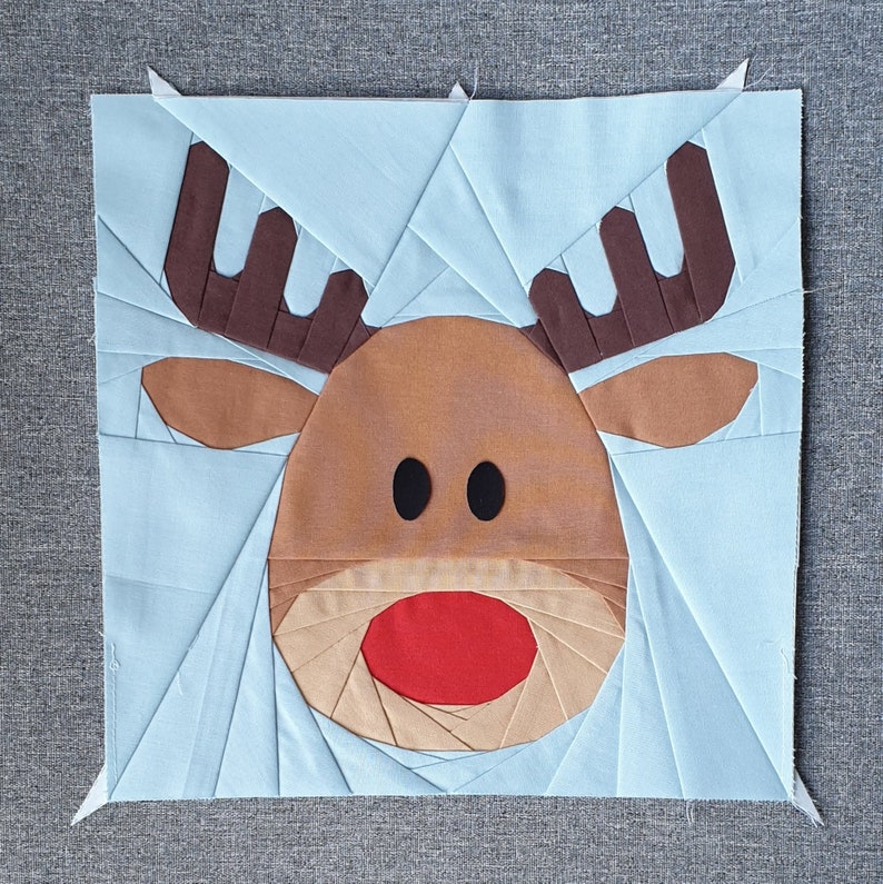 Reindeer FPP quilt block pdf pattern in 2 sizes image 3