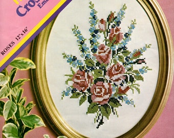 ROSES, Stamped Cross Stitch Kit 6519 from Columbia Minerva