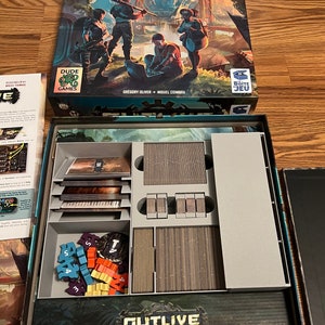 Outlive + Underwater | Board Game Insert | Organizer
