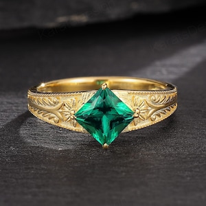 Vintage heren Emerald trouwring unieke gegraveerde massief gouden verlovingsring voor mannen mei geboortesteen ring voor hem en haar smaragd bijpassende ring