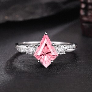 Unique Fireworks Cut Pink Sapphire Engagement Ring 925 Silver Cluster Diamond Bridal Gift Kite Cut Sapphire Promise Ring Anniversary Gifts