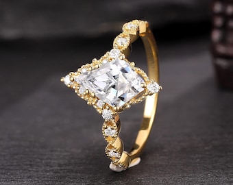 14k Gold Kite Cut Moissanite Engagement Ring Vintage Diamond Cluster Promise Ring Unique V Shape Moissanite Wedding Ring Best Gift for Wife