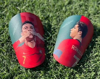 ¡¡Espinilleras de la colección Celebración de Ronaldo, de nuevo en stock!!