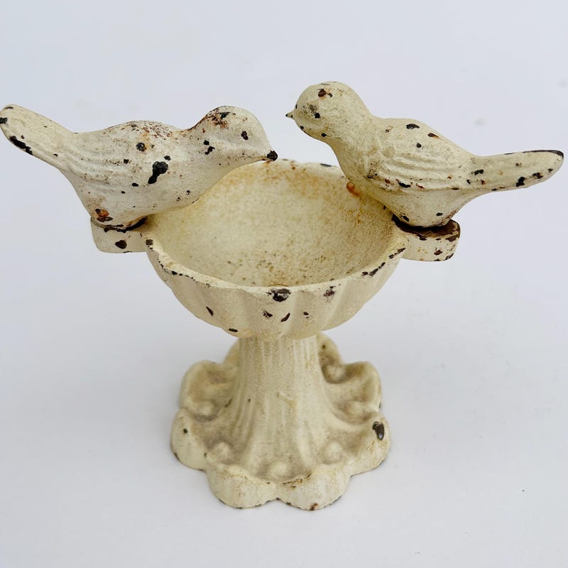 Vintage Bird Bath - Etsy