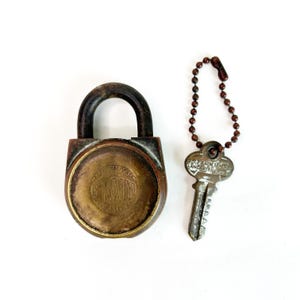 Antique Fraim padlock with key , antique lock and key